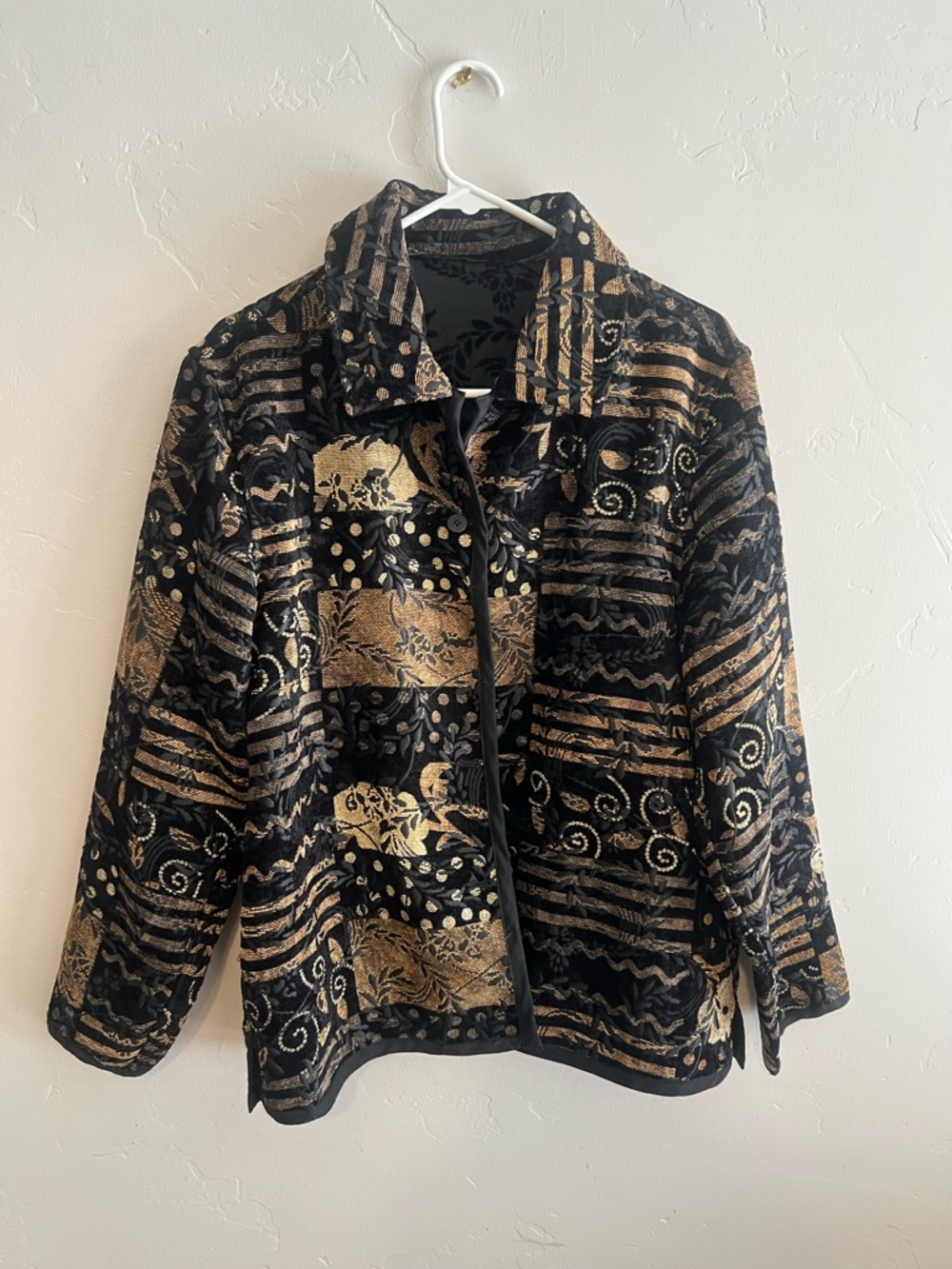 Black & Gold Patterned Women's Blazer Jacket